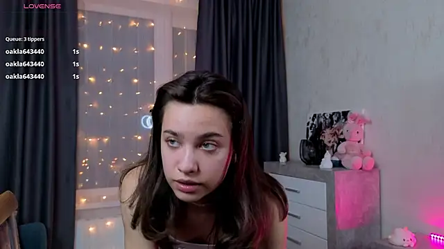 EmeliaReaper online show from November 26, 9:49 pm