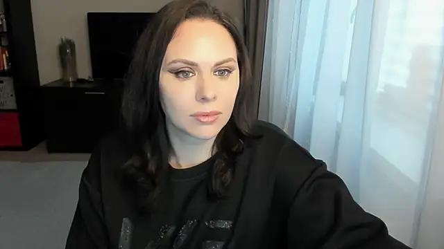 MollyCheiz online show from November 13, 10:25 am