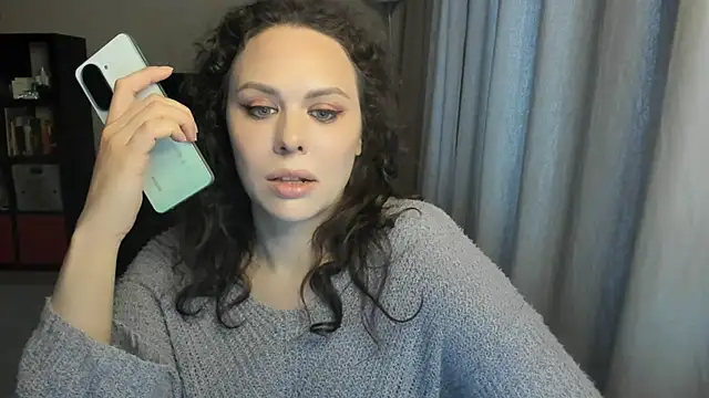 MollyCheiz online show from May 31, 5:53 pm