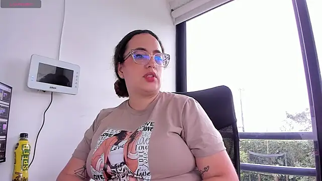 sussan miller  online show from November 20, 9:03 pm