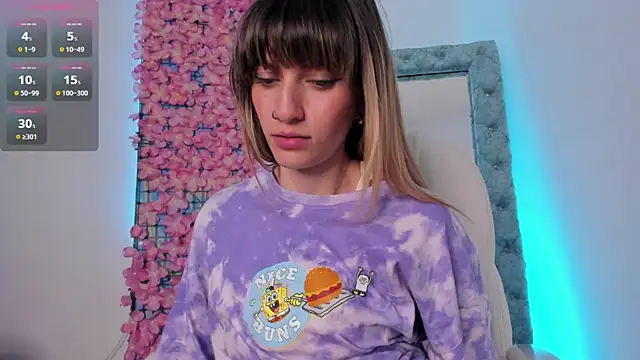 Snapshot of summer_sweet_ chatting on January 23, 9:39 am summer sweet online show from January 23, 9:39 am