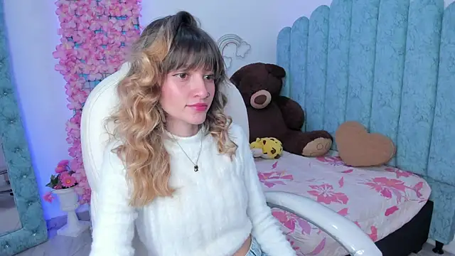 Snapshot of summer_sweet_ chatting on February 27, 5:13 am summer sweet online show from February 27, 5:13 am