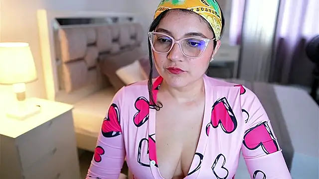 Camilaa bueno online show from February 23, 7:44 pm