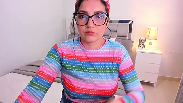 Camilaa bueno online show from March 28, 11:37 pm