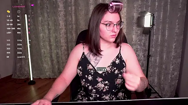 Hoot owl cb online show from February 22, 5:00 pm