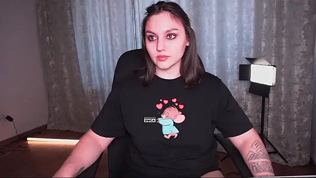 Hoot owl cb online show from April 14, 7:36 am