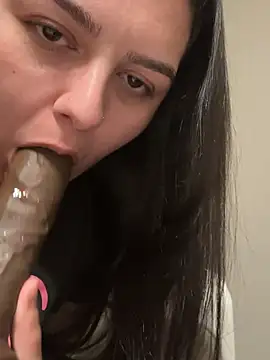 avarckssss online show from January 6, 9:52 am