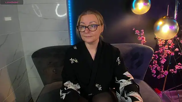 AlexandraKind online show from January 5, 11:12 pm