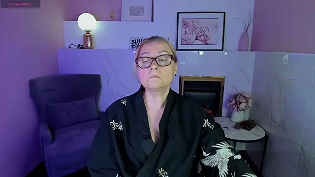 AlexandraKind online show from January 8, 7:34 pm