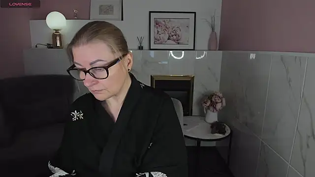 AlexandraKind online show from January 15, 8:26 pm