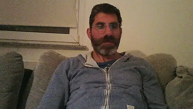 alcatraz009 online show from September 26, 7:40 pm