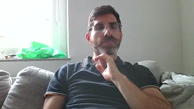 Snapshot of alcatraz009 chatting on October 8, 2:58 pm alcatraz009 online show from October 8, 2:58 pm