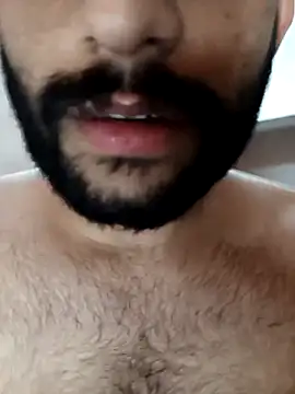 Vignesh3246 online show from January 8, 4:42 pm