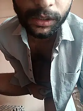 Vignesh3246 online show from January 11, 5:01 am