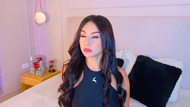 EymiCuper online show from January 10, 7:04 pm