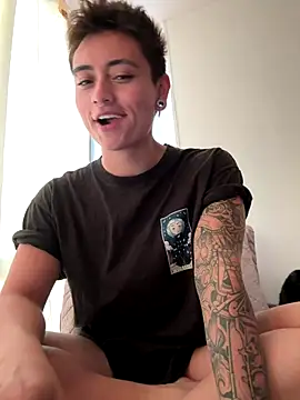 Snapshot of Chriss_gomez2 chatting on September 28, 10:37 pm Chriss gomez2 online show from September 28, 10:37 pm