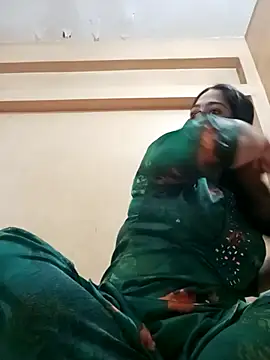 Magical Girl- online show from February 4, 9:49 am