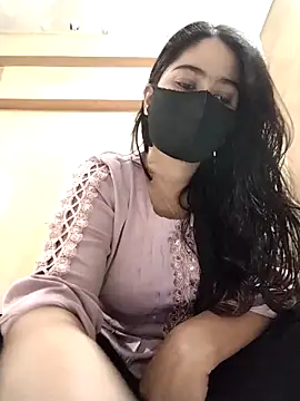 Magical Girl- online show from November 9, 3:38 am