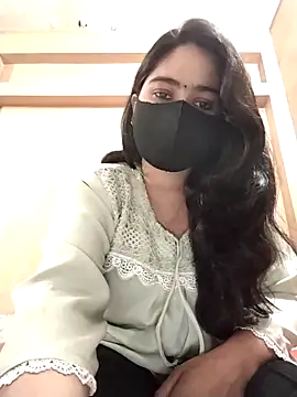 Magical Girl- online show from November 26, 3:29 am