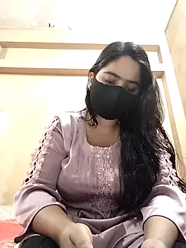 Magical Girl- online show from November 27, 3:30 am