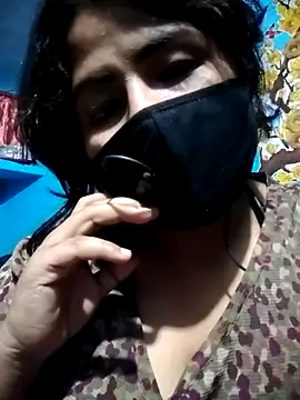 Snapshot of Love-Veronica chatting on February 4, 6:14 pm Love-Veronica online show from February 4, 6:14 pm