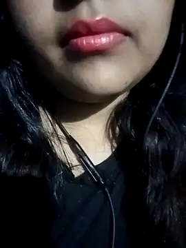 Snapshot of Love-Veronica chatting on February 6, 6:55 pm Love-Veronica online show from February 6, 6:55 pm