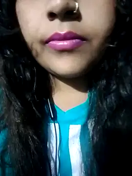 Snapshot of Love-Veronica chatting on February 10, 9:35 am Love-Veronica online show from February 10, 9:35 am