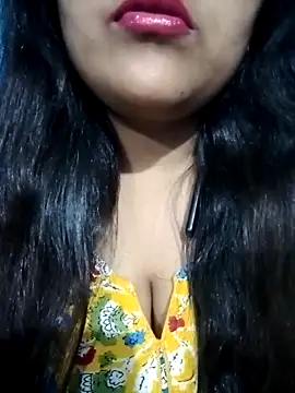 Snapshot of Love-Veronica chatting on February 16, 12:45 pm Love-Veronica online show from February 16, 12:45 pm