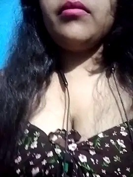 Snapshot of Love-Veronica chatting on February 18, 5:53 pm Love-Veronica online show from February 18, 5:53 pm