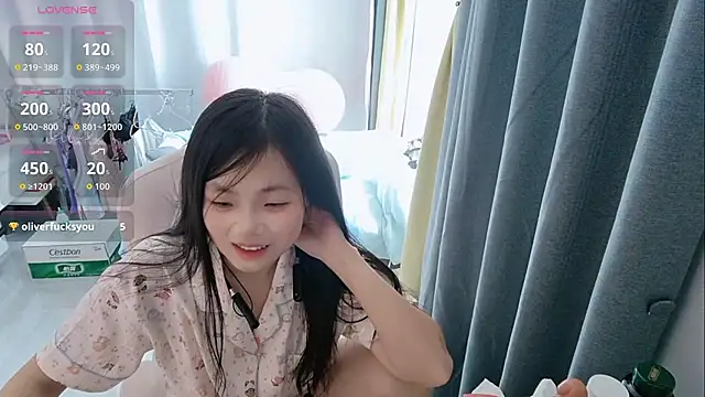 Lena-yyds online show from October 10, 4:33 am