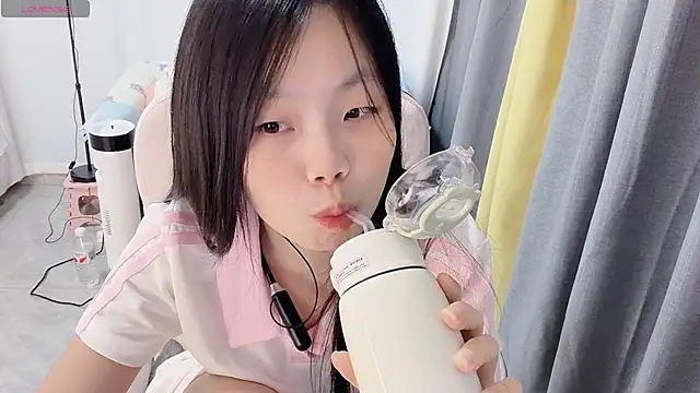 Lena-yyds online show from January 7, 1:57 pm