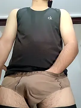 smartboy010101 online show from February 28, 9:36 am