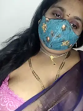 Sexy Radhikaa online show from March 17, 1:43 am