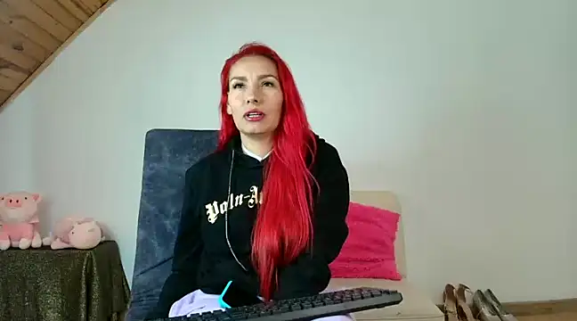 Snapshot of Carol_love0411 chatting on December 28, 3:04 pm Carol love0411 online show from December 28, 3:04 pm