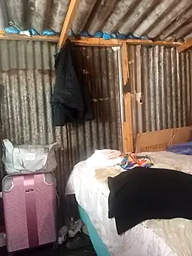 curvyloneah75 online show from October 16, 6:47 am