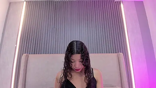 ChantalHans online show from May 10, 2:22 pm