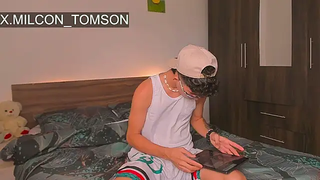 Milcon Thomson online show from September 25, 7:17 pm