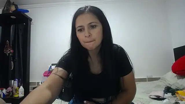 Snapshot of princehermosa44 chatting on June 11, 10:08 pm princehermosa44 online show from June 11, 10:08 pm
