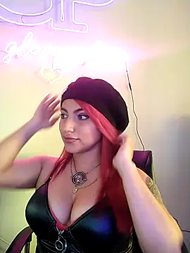 Naomy veracruz  online show from February 24, 7:30 pm