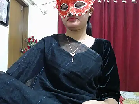 taisina online show from February 3, 7:10 pm