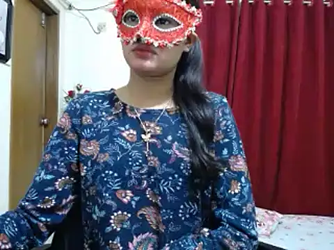 taisina online show from February 6, 10:53 pm