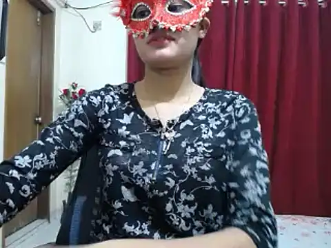 taisina online show from February 7, 5:51 pm