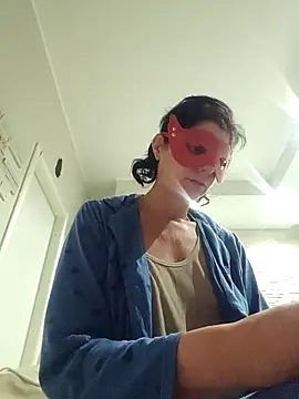 Snapshot of Vagabondainnamorata chatting on December 22, 3:47 am Vagabondainnamorata online show from December 22, 3:47 am