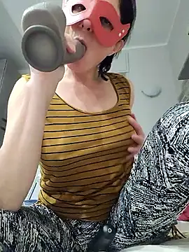 Snapshot of Vagabondainnamorata chatting on January 15, 6:00 pm Vagabondainnamorata online show from January 15, 6:00 pm