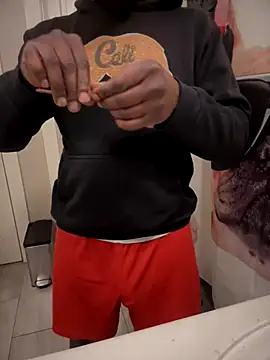 Snapshot of Bignc chatting on October 13, 2:44 am Bignc online show from October 13, 2:44 am