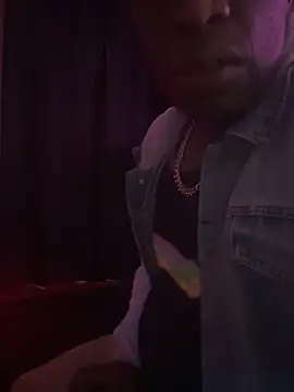 Snapshot of Bignc chatting on October 18, 5:46 pm Bignc online show from October 18, 5:46 pm