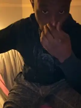 Snapshot of Bignc chatting on February 5, 11:31 pm Bignc online show from February 5, 11:31 pm