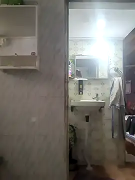 surabhi09 online show from March 16, 5:35 am