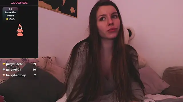 Snapshot of juicy_mystery chatting on January 18, 6:43 pm juicy mystery online show from January 18, 6:43 pm