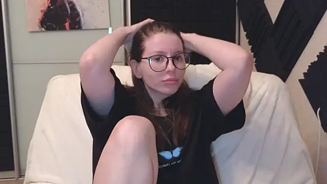 juicy mystery online show from June 19, 9:57 am